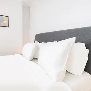Olala Oriente Suites C Lisbon